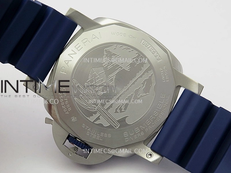 PAM1696 44mm Submersible VSF 1:1 Best Edition White Dial On Blue Rubber Strap P.900 Super Clone